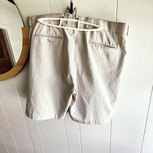 Golf Shorts Mens by Oxford Golf. Super Dry Sz 38, 2 back& 2 Side pockets, loops - Picture 1 of 5